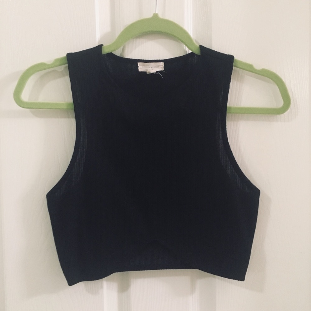 Black Triangle-Hem Crop Top